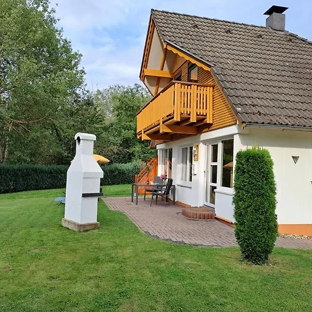 Nyaraló Samalela 51 By Interhome Frielendorf